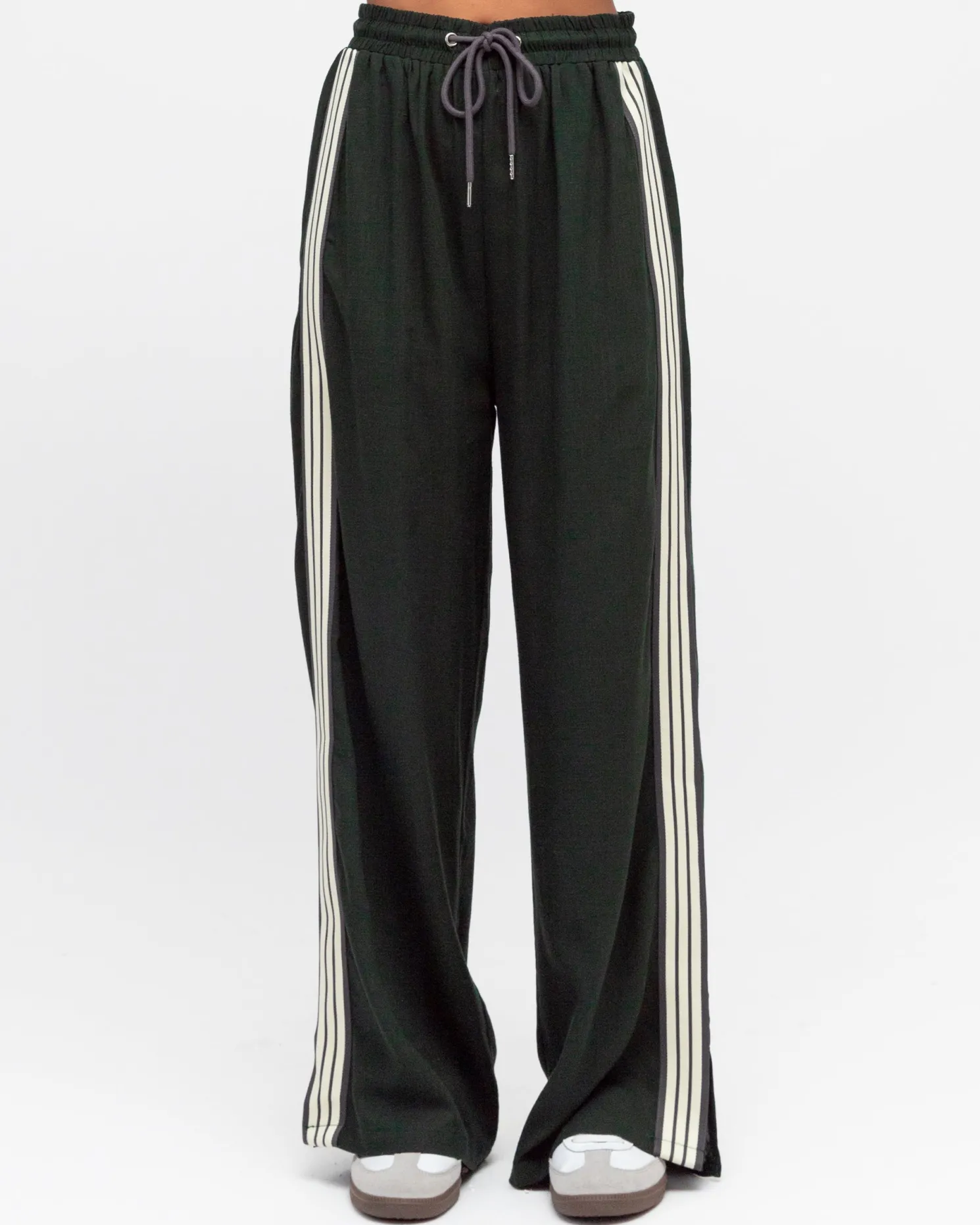 Iverie Pants - Green Multi